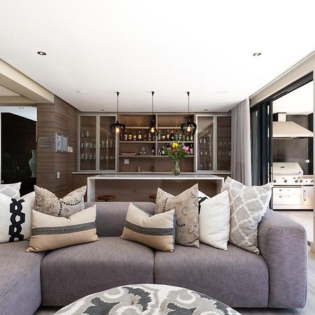 Living Hotel Lion'S Eye Cape Town Exterior photo